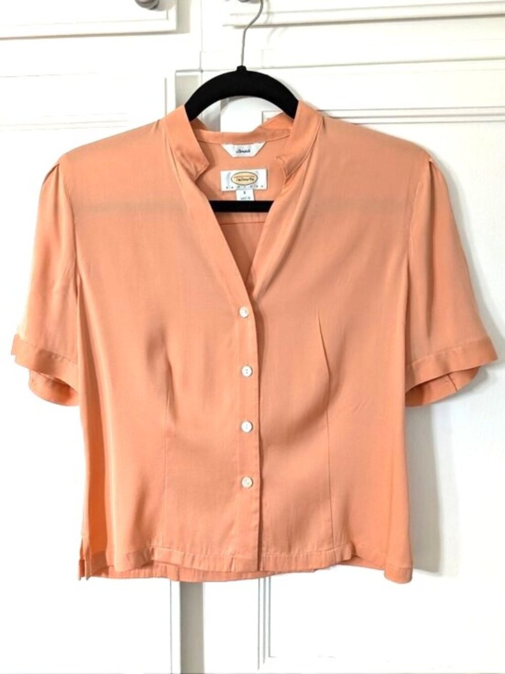 Like New Talbots 100% Silk Peach Short-Sleeve Button Blouse Size 6P